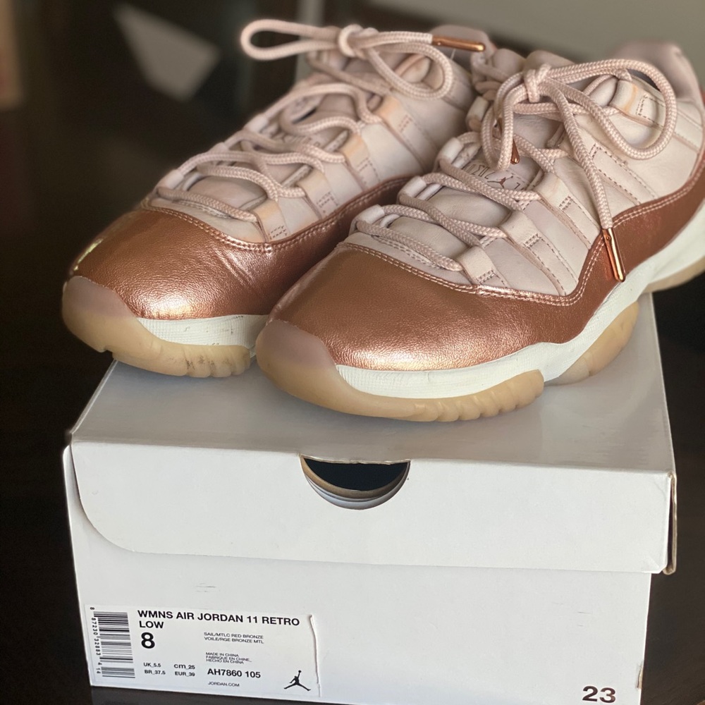 Women’s Air Jordan Retro 11